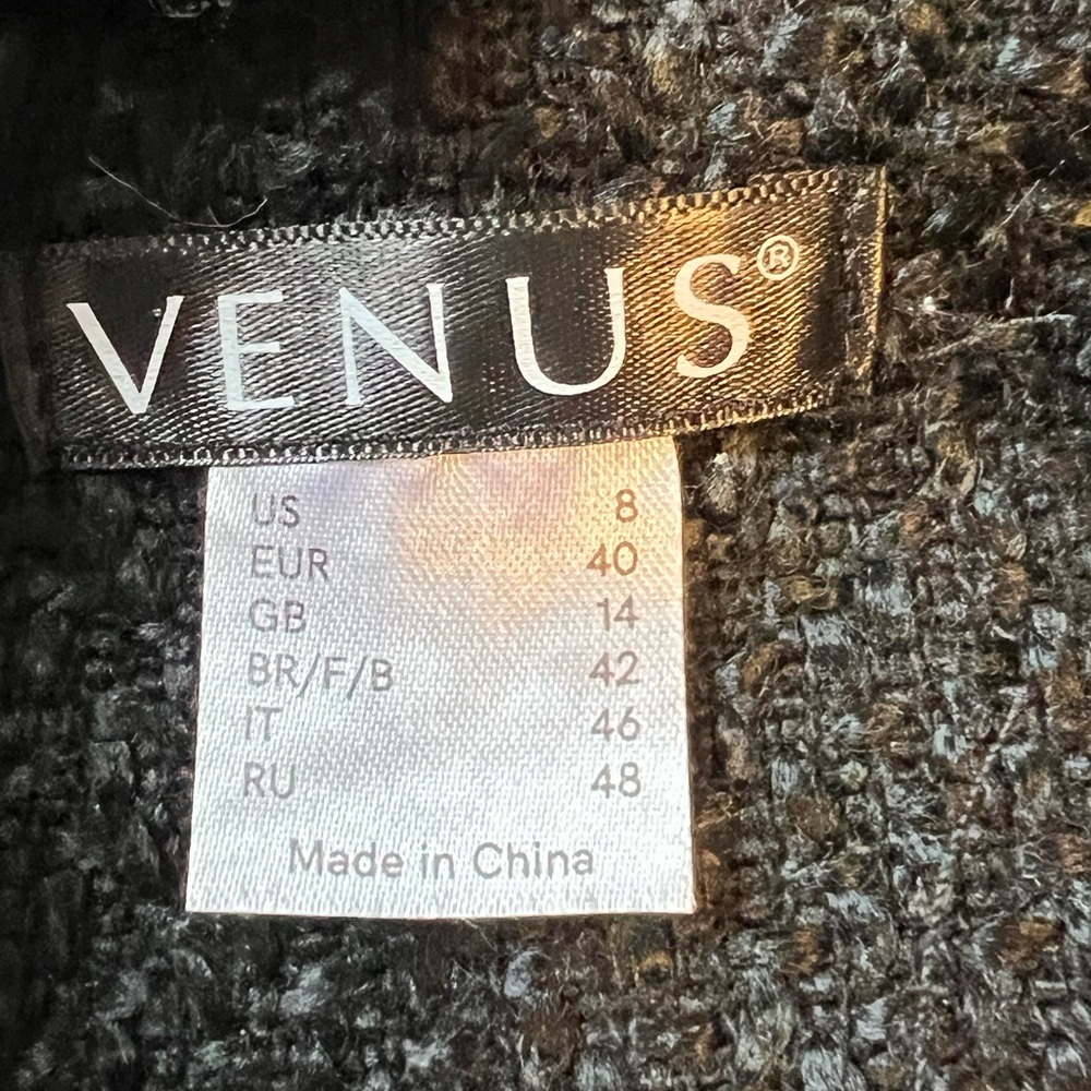 Venus Solid Black Full Hook & Eye Mid Length Jack… - image 4